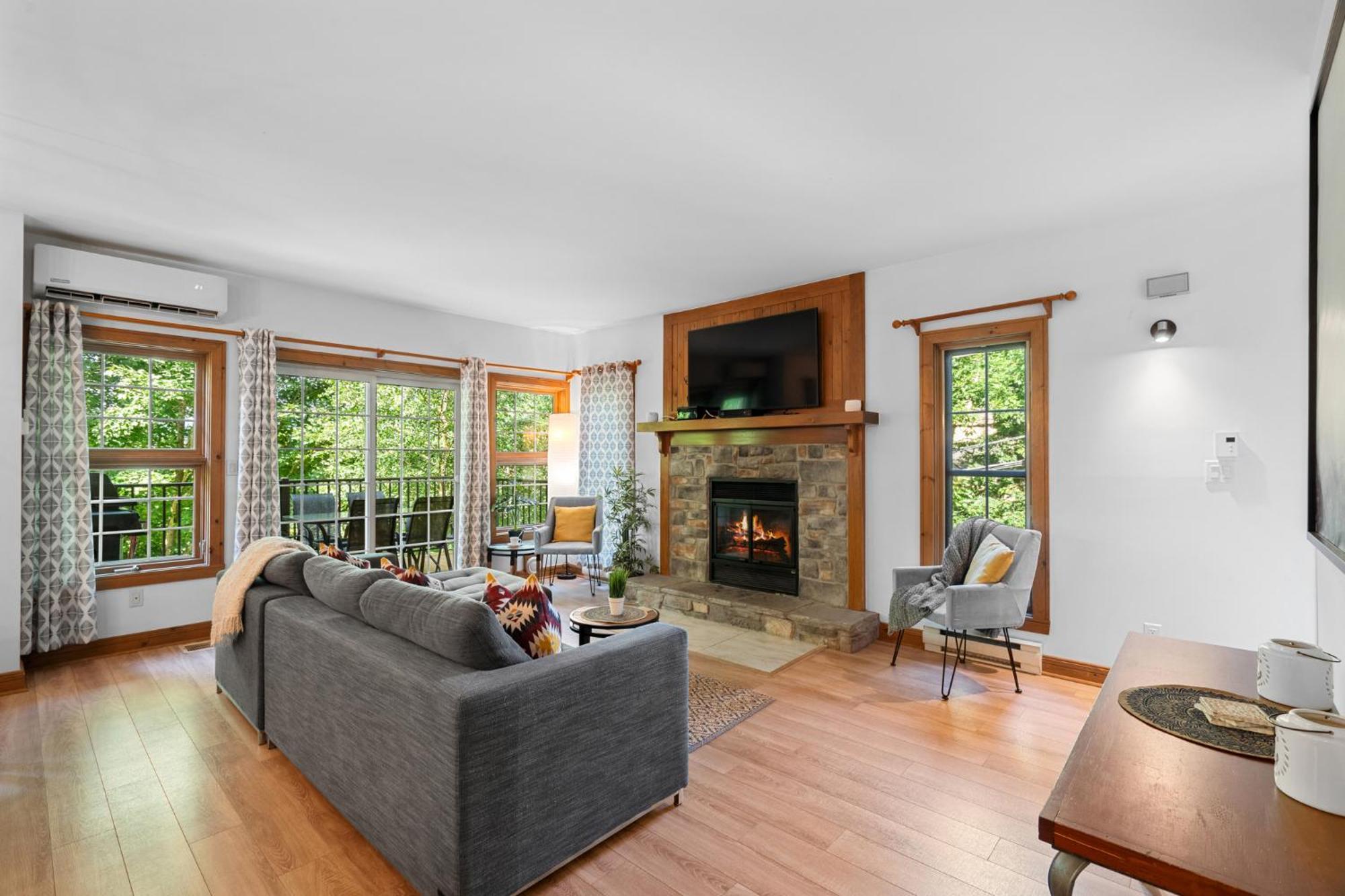Les Falaises Tremblant - Ski Inout Condo W2Bdrs Мон-Трамблан Екстер'єр фото